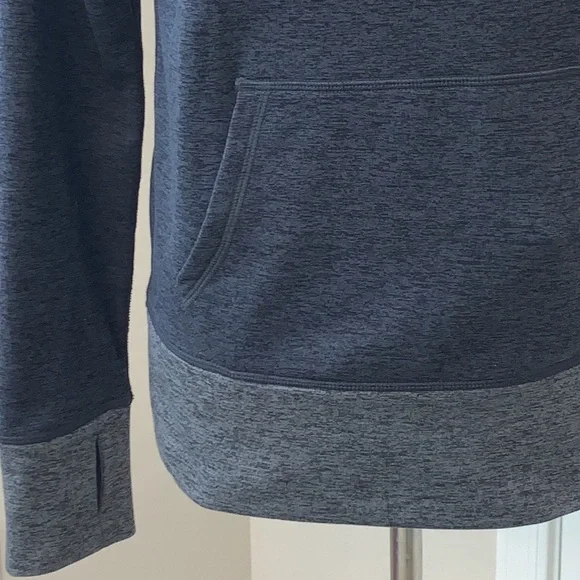 NIKE BRAND NEW SIZE SMALL THERMAL FIT FLEECE LINED HOODIE - Picture 3 of 10